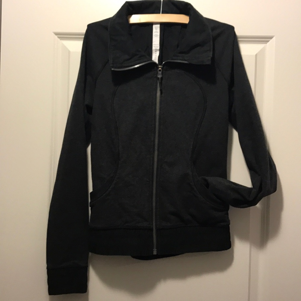 ◾️Lululemon Jacket◾️